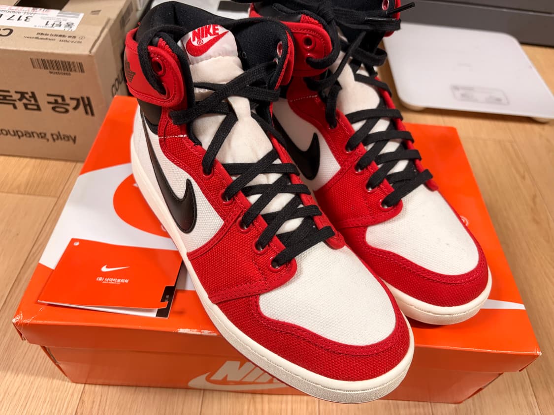 에어 조던1 시카고 KO 상품이미지4