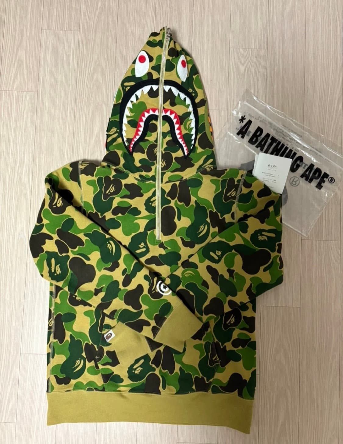 베이프 샤크 후드 반집업 SSS급 상품이미지1