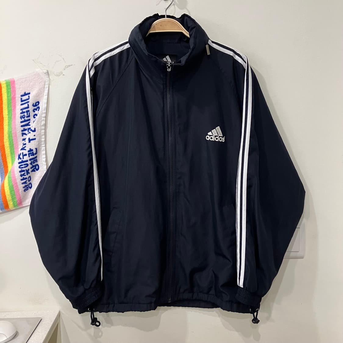 208 빈티지 아디다스 빅로고 바람막이 상품이미지2