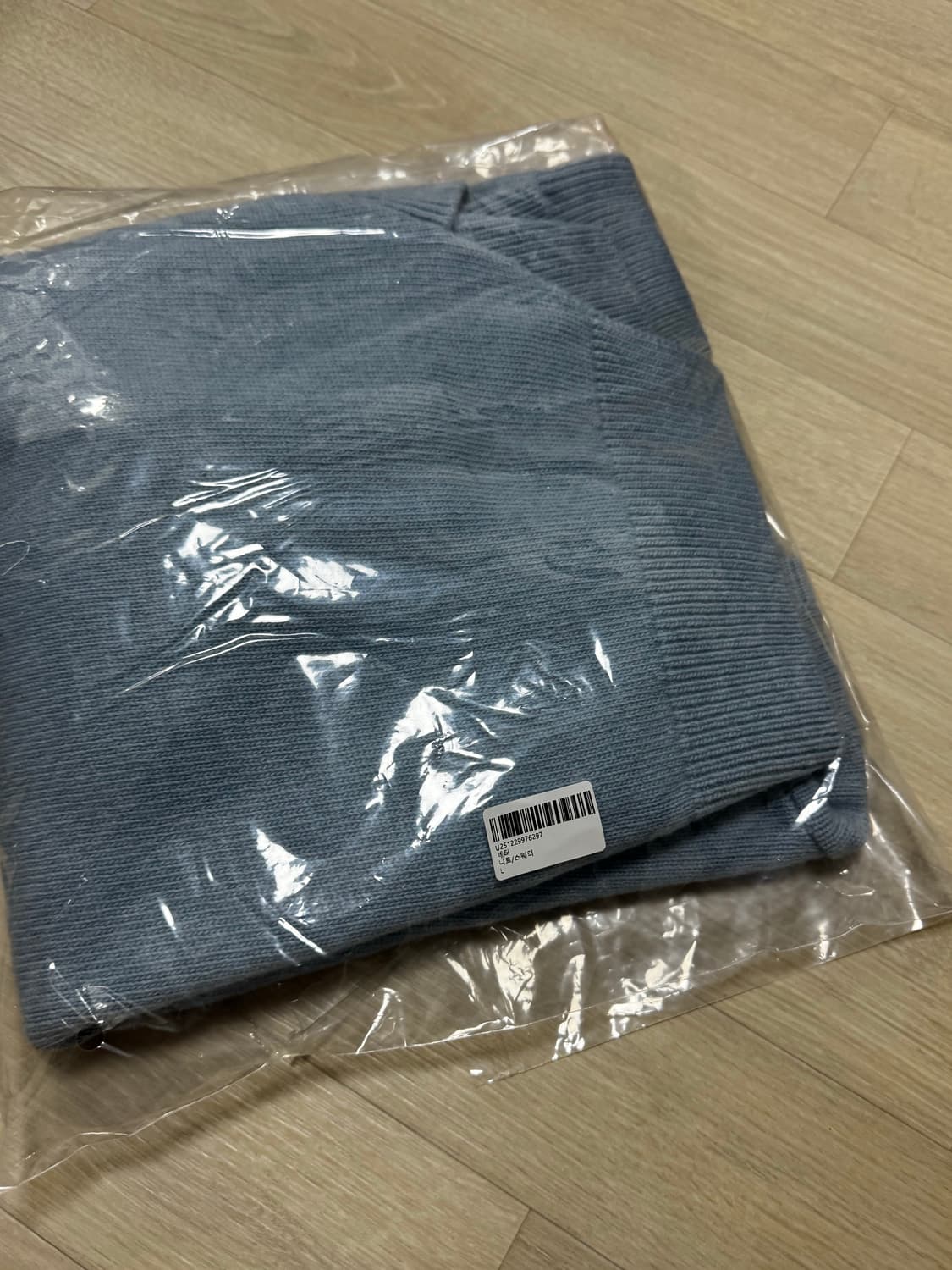 새상품 [L] 세터 언발란스 니트 하늘색 스카이블루 상품이미지3