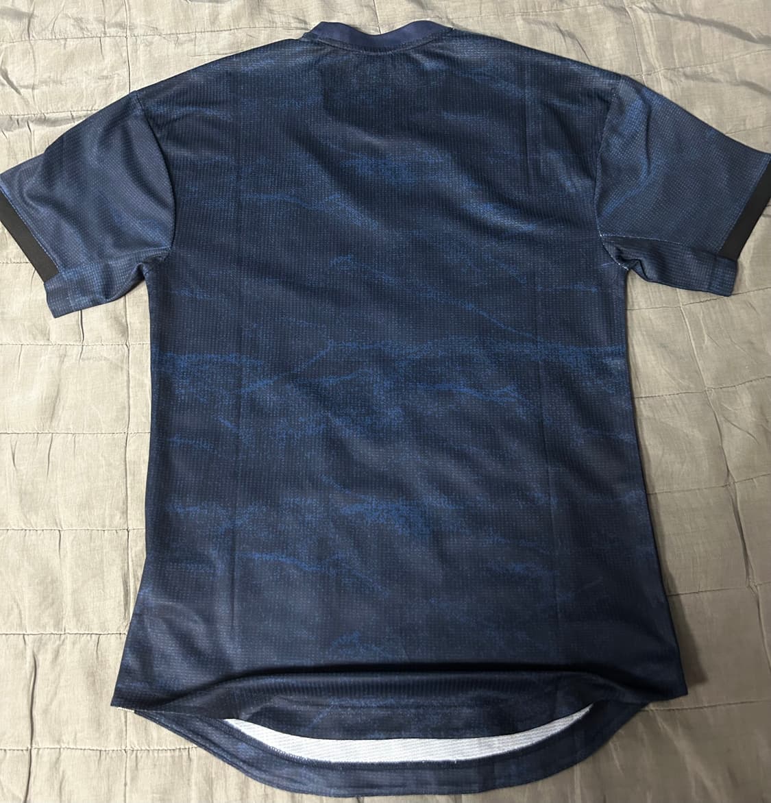 19/20 레알 마드리드 어웨이 어센틱 유니폼 상품이미지7