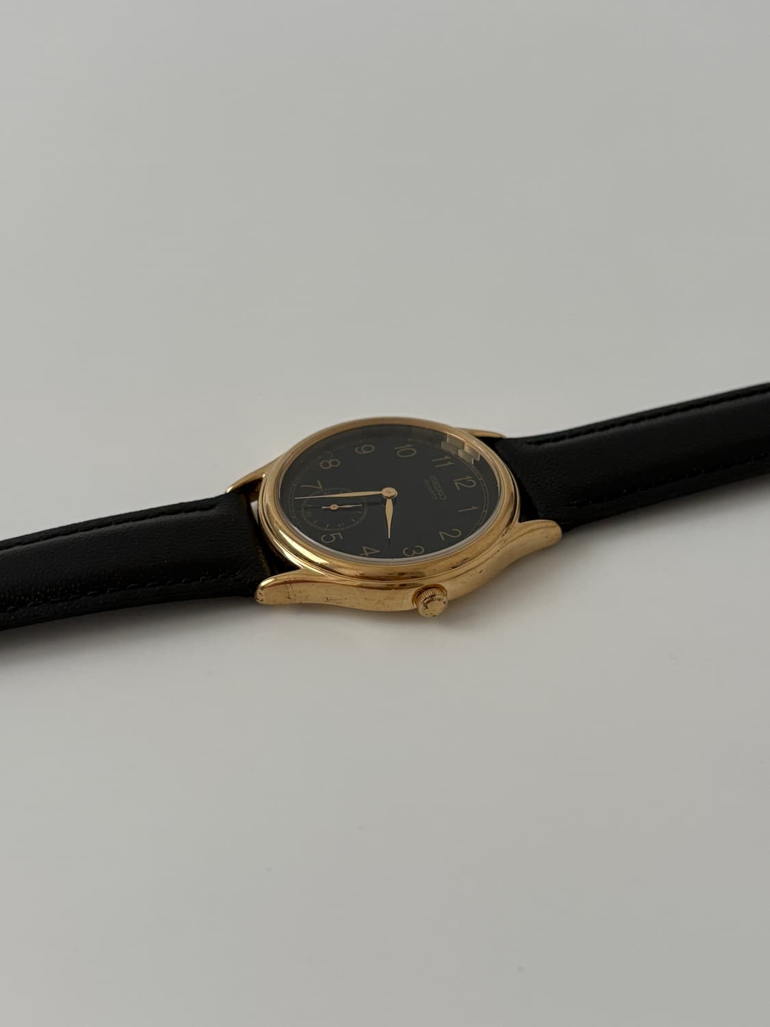 80s black dial small seconds gold quartz 상품이미지6