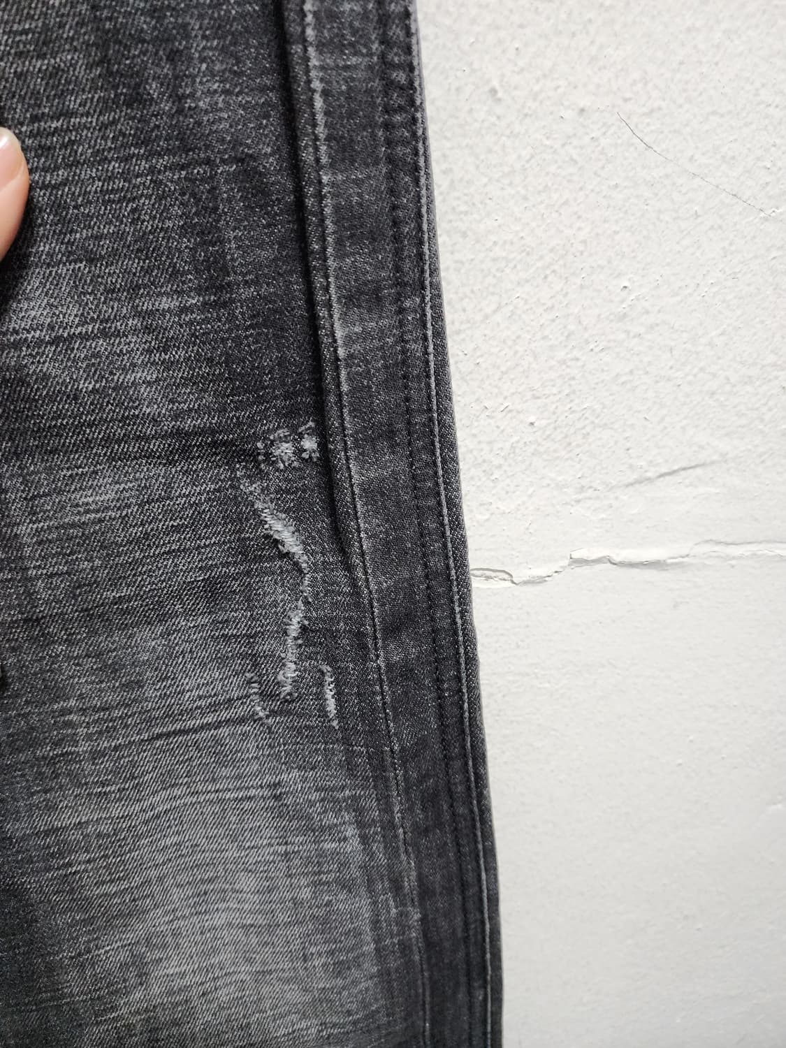 디젤 DARRON 빈티지 흑청바지 상품이미지3