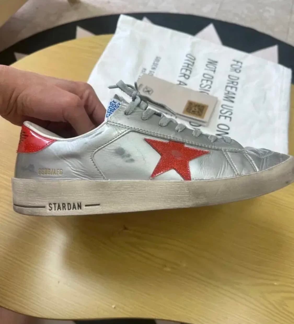 골든구스 스타단 실버 스니커즈 45사이즈 (295) 상품이미지1