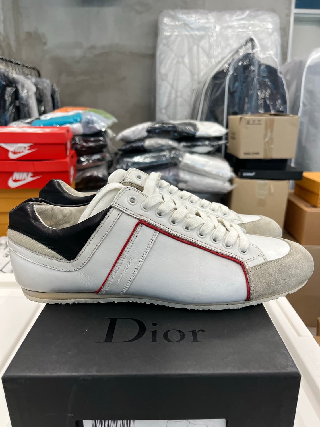 디올 옴므 스니커즈 상품이미지1