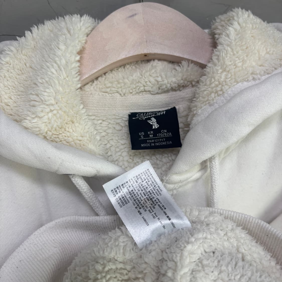 후아유 양털 후드집업 화이트 상품이미지3