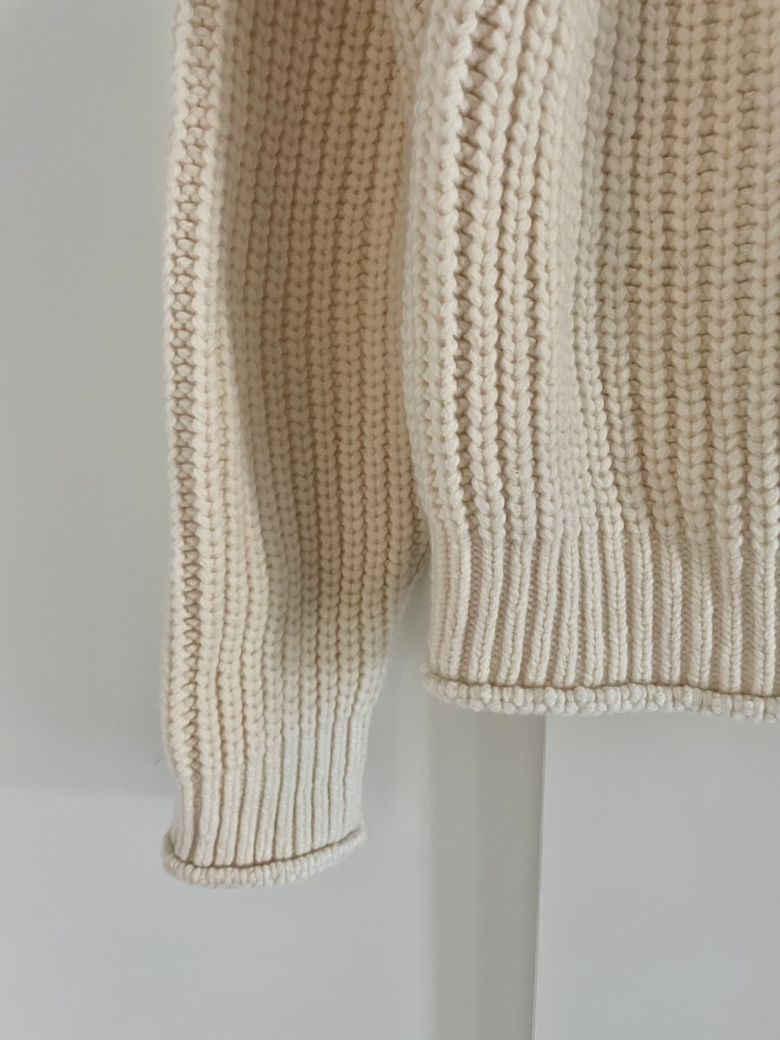 르누이 아이보리 니트 상품이미지6