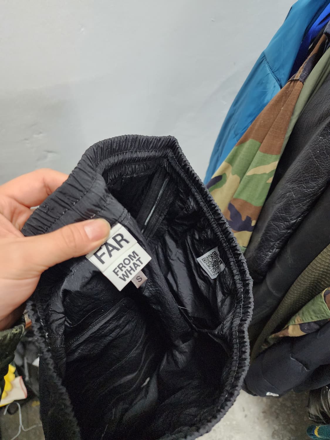 파아카이브 파프롬왓 나일론 지퍼디테일 트랙팬츠 상품이미지7