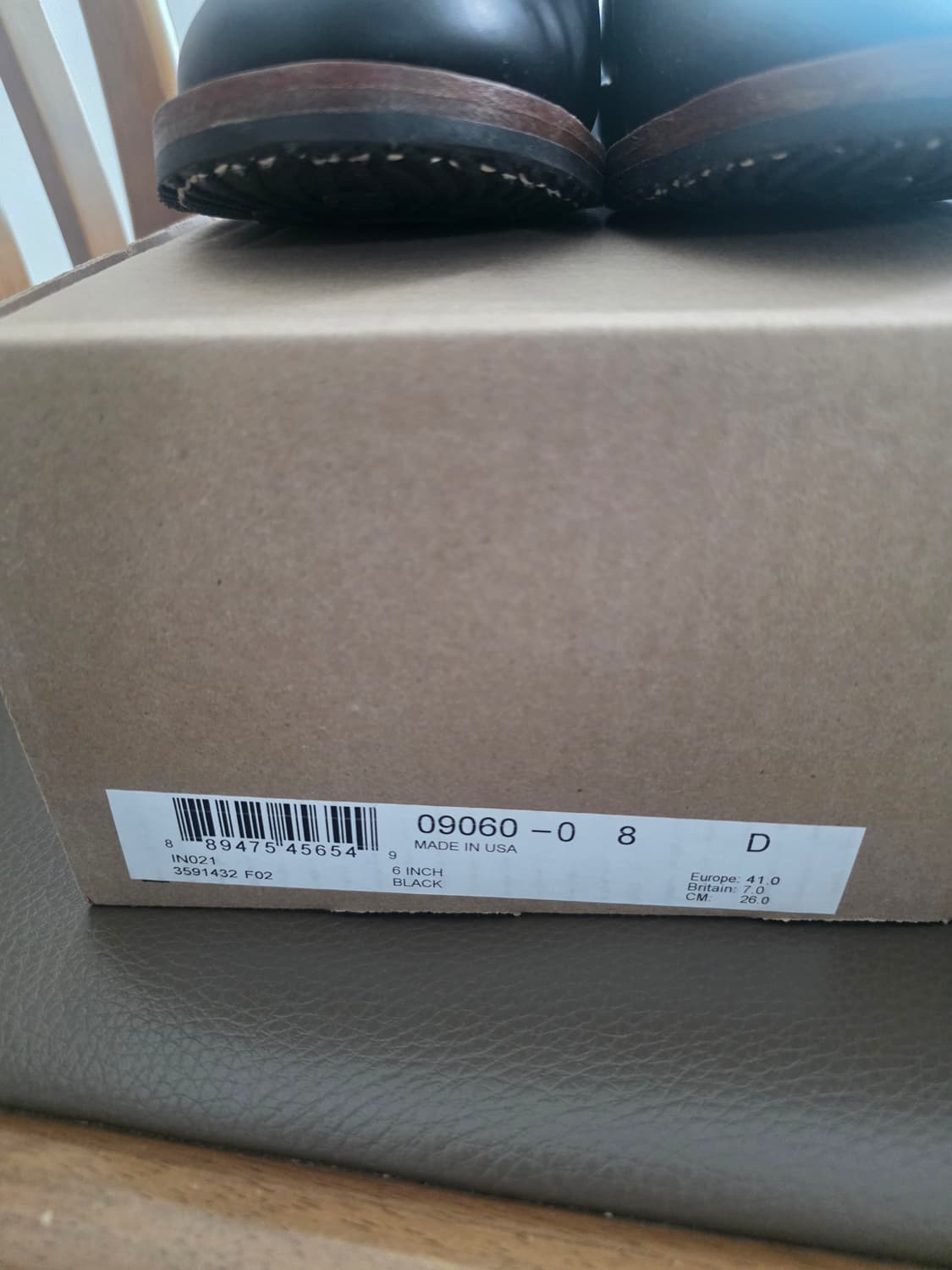 레드윙 벡맨 9060 플랫박스 부츠 8D(260) 상품이미지4