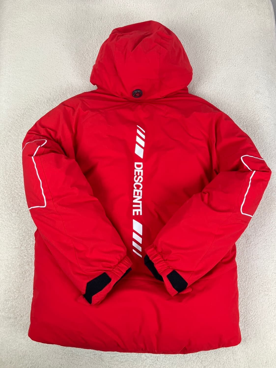 데상트 패딩 사이즈 M 상품이미지2