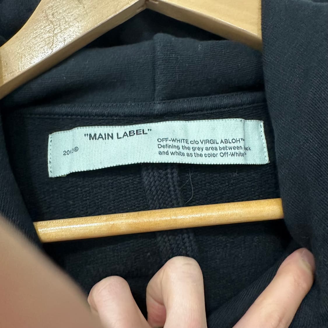 오프화이트 테이프 애로우 후드티 상품이미지2