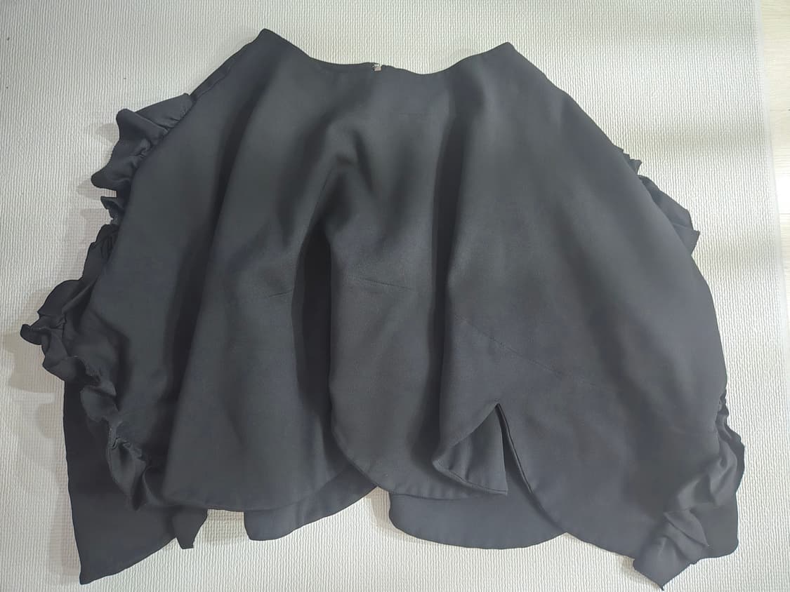 꼼데가르송 사이드 프릴 폴리 스커트 상품이미지2