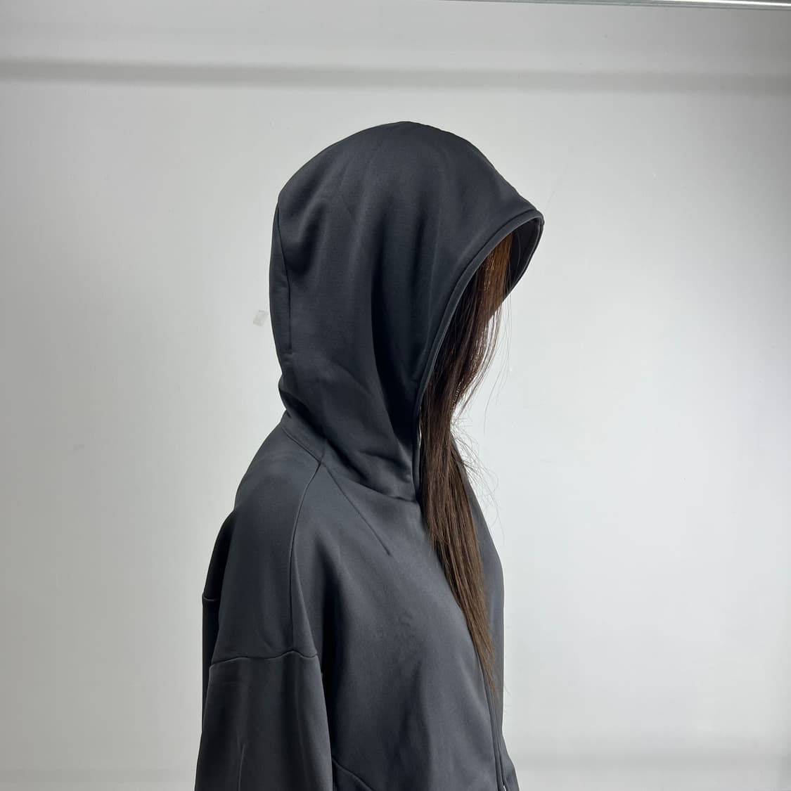 어태치먼트 나일론 커버드넥 후드 집업 상품이미지2