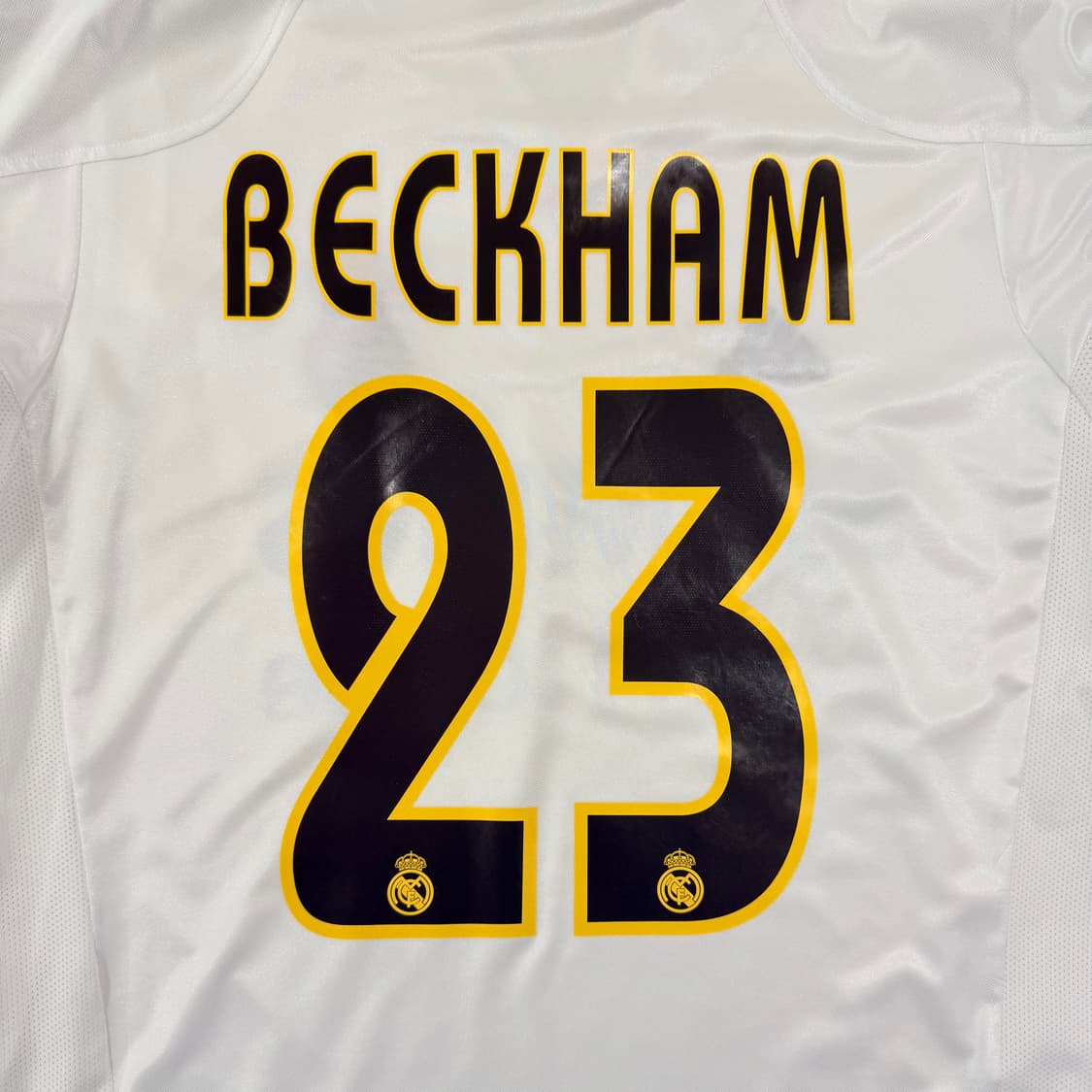 04-05 레알마드리드 홈 베컴 유니폼 상품이미지2