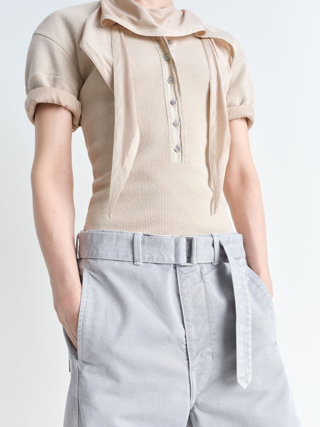 르메르 25S/S  트위스티드 벨티드 팬츠 M 판매합니다. (남녀공용) 상품이미지2