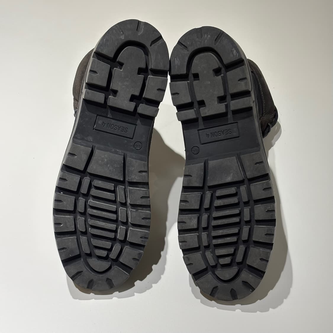 44) 이지 시즌4 부츠 상품이미지6