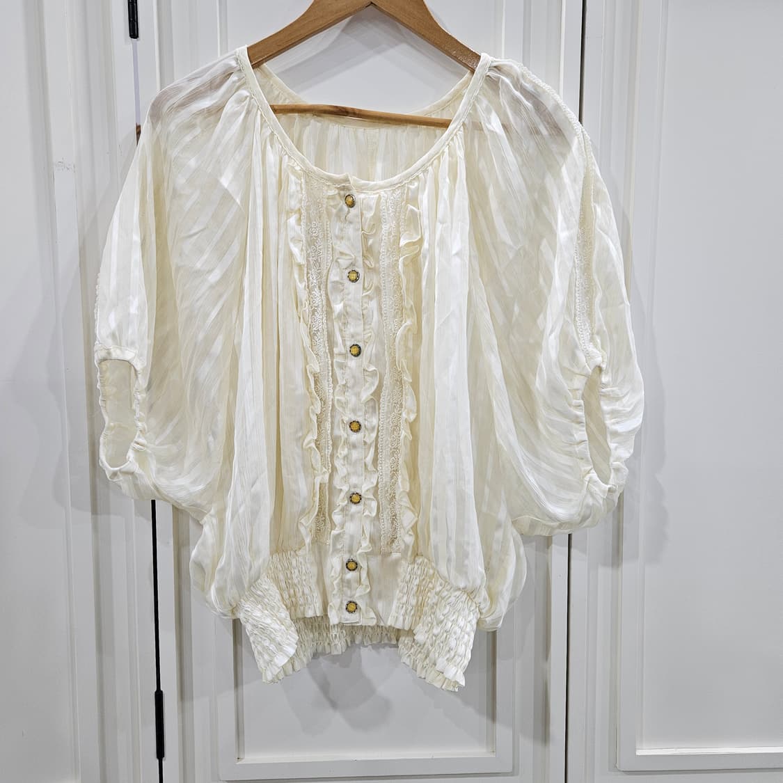 엑시즈팜 블라우스 상품이미지1