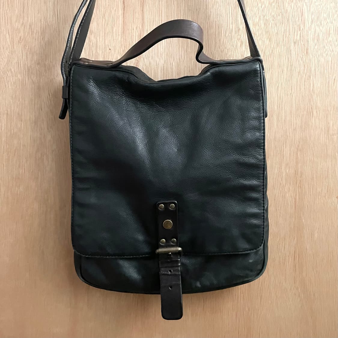 마크바이마크제이콥스 레더 크로스백 상품이미지4