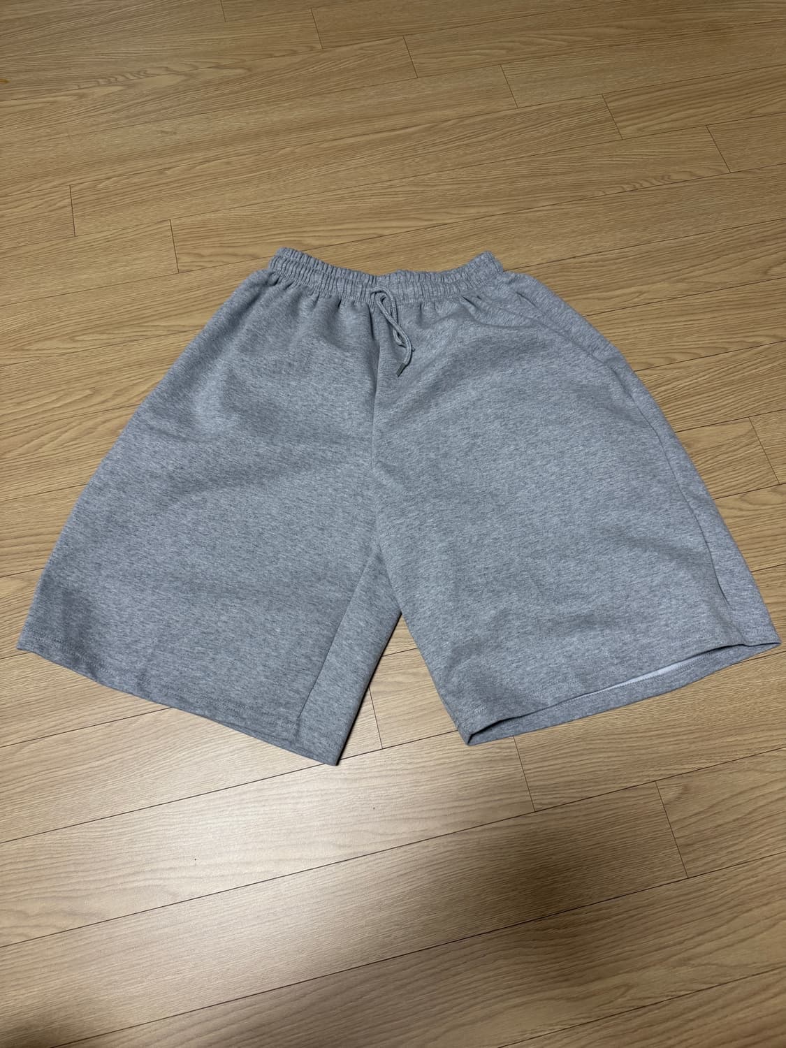 그레이 와이드 밴딩 반바지 상품이미지2