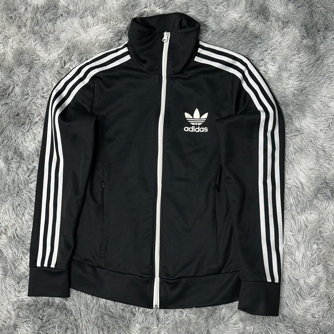 아디다스 유로파 여성 블랙 트랙탑 상품이미지1