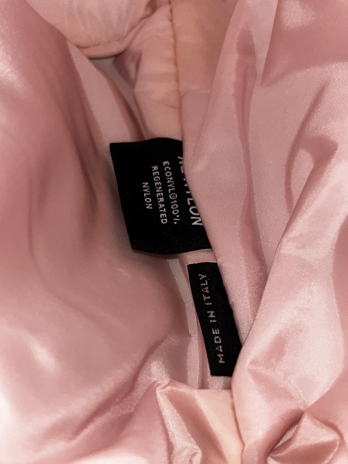 미우미우 마테라쎄 스피릿 시레백 상품이미지7