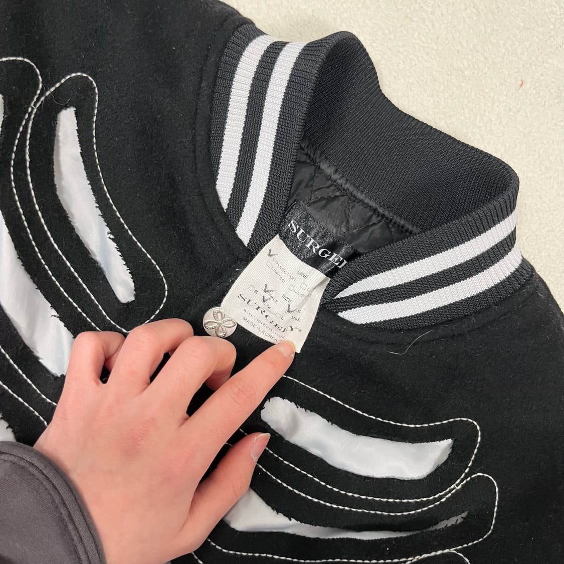 Surgery Bone Printing Varsity Jacket 상품이미지8