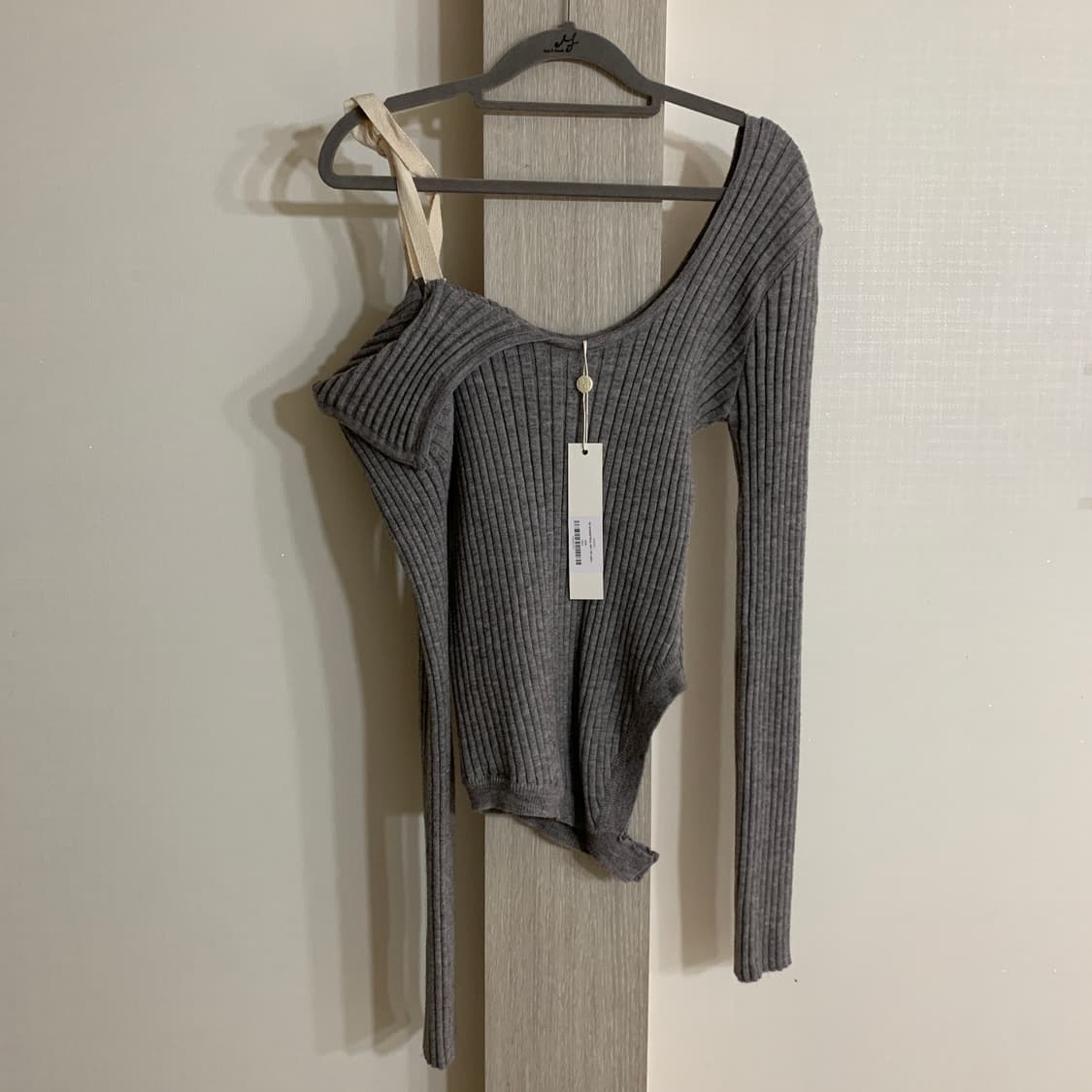 글로니 아이사 니트 그레이 상품이미지2