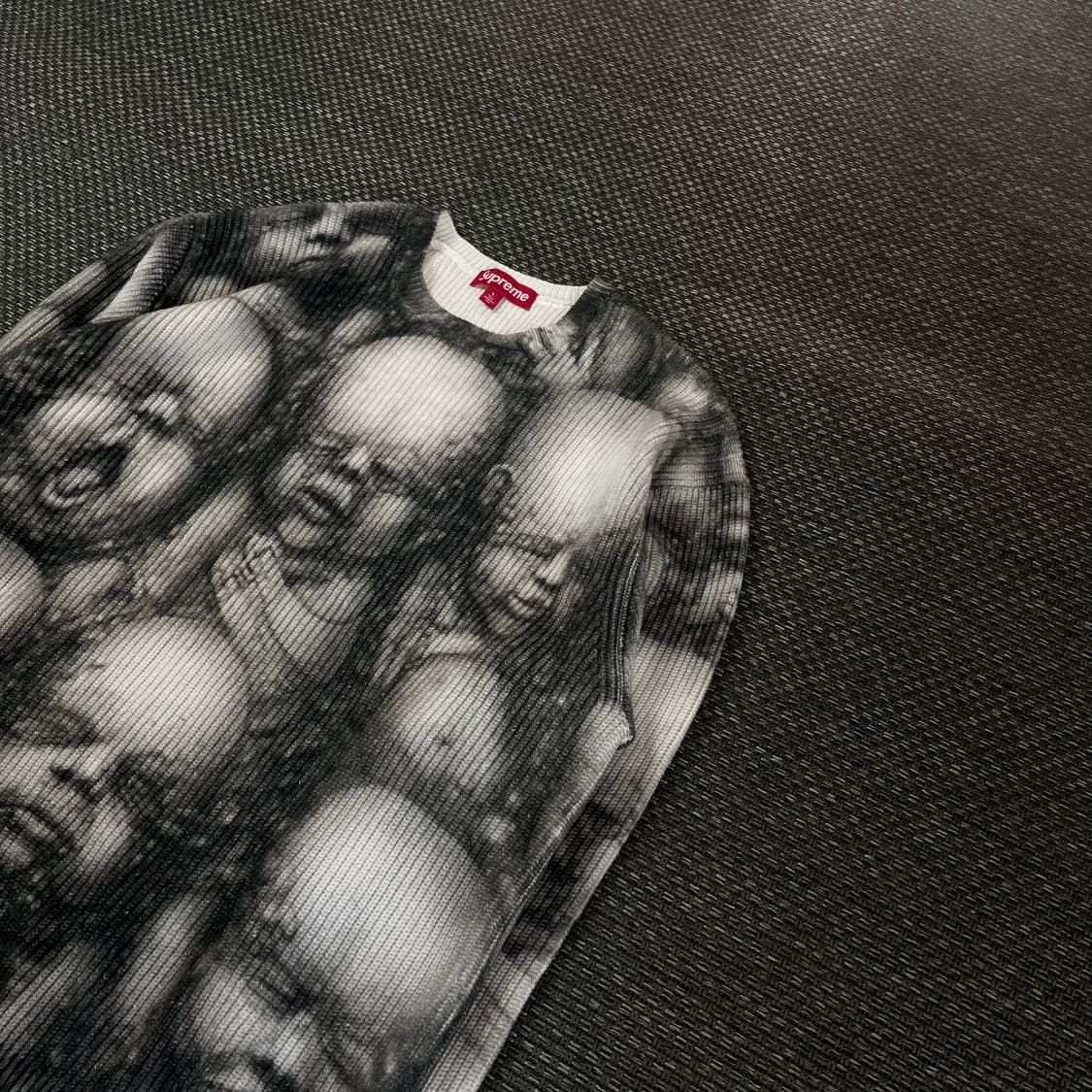 슈프림 H.R. 기거 스웨터 멀티 컬러 스웨터 L 상품이미지6