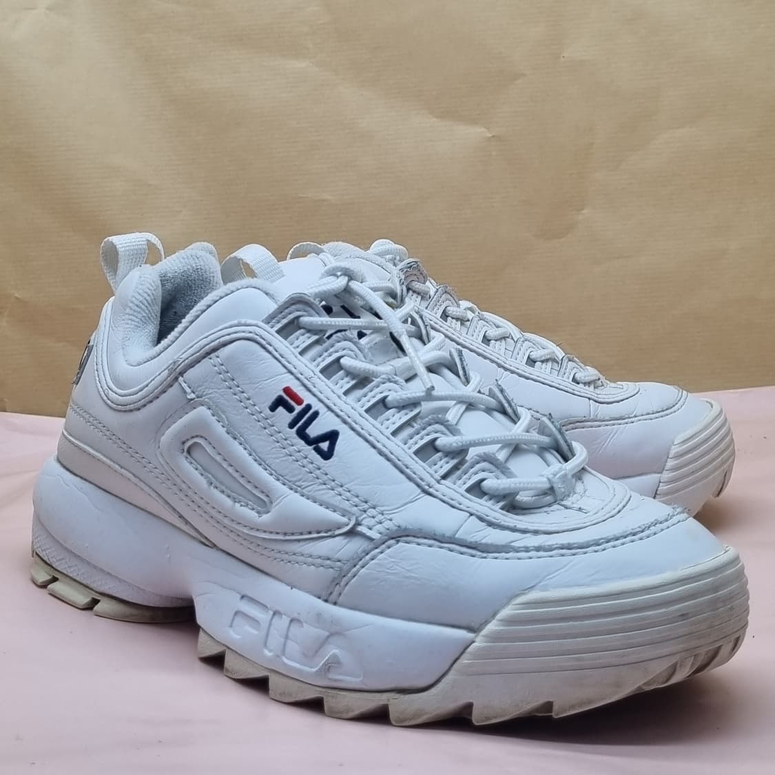 휠라  디스럽터2 흰색 운동화 235 상품이미지1