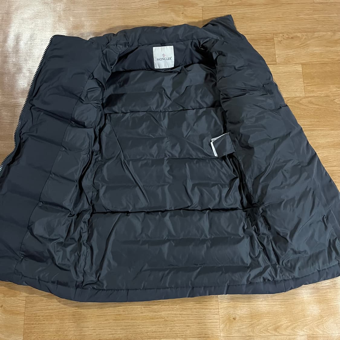[여55] 몽클레어 구스패딩 상품이미지9
