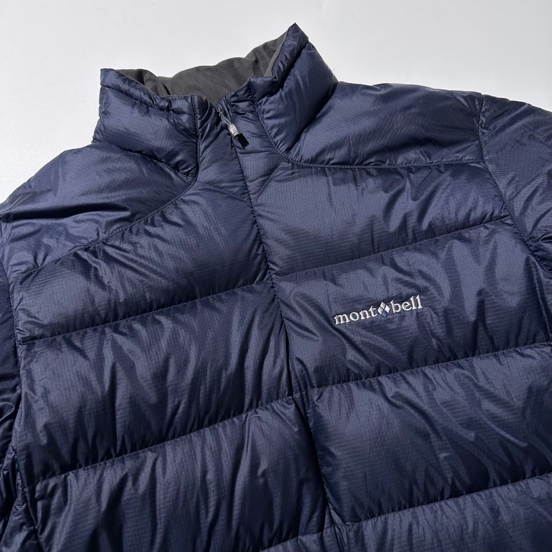 몽벨 라이트 알파인 구스다운 푸퍼 경량 패딩 상품이미지3