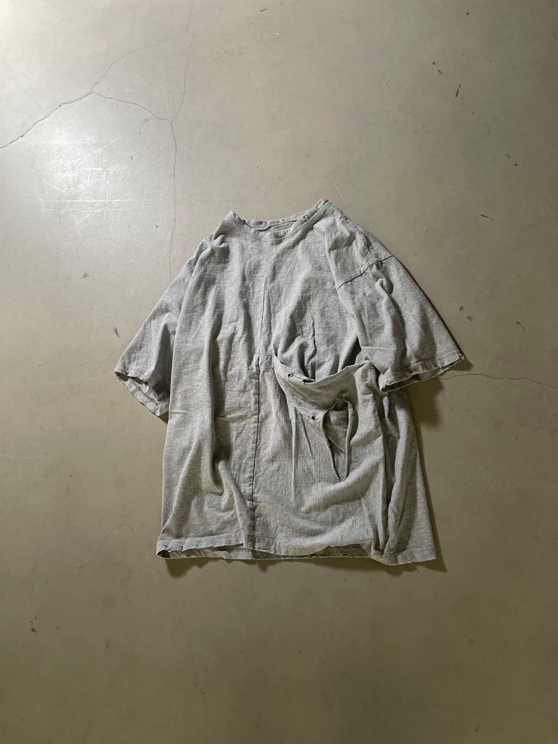 KZ Atelier Distressed Layered T-Shirt 상품이미지1