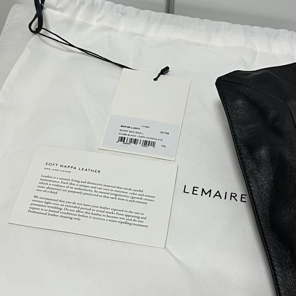 르메르 25fw 스카프백 스몰 (블랙/다크초콜렛) 상품이미지4