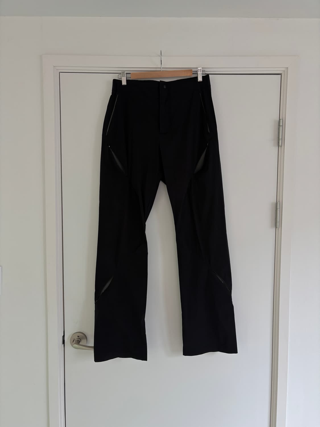 5.1 테크니컬 팬츠 상품이미지1