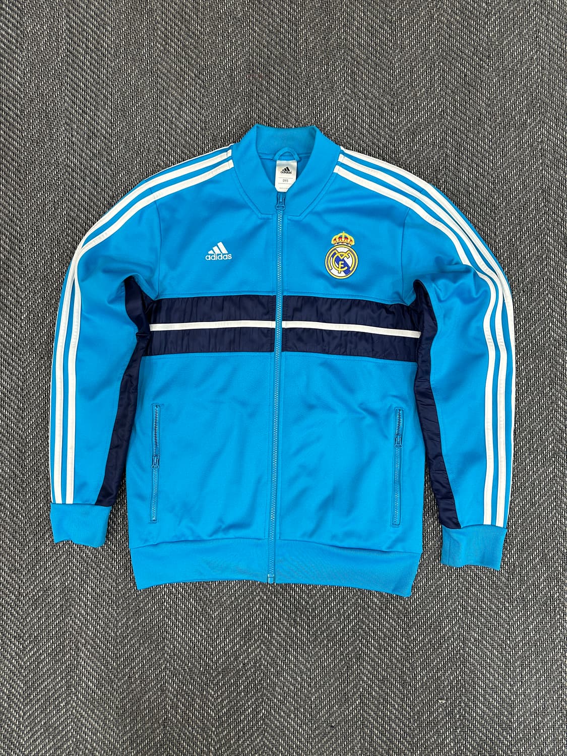 아디다스 레알마드리드 트랙 져지 상품이미지1