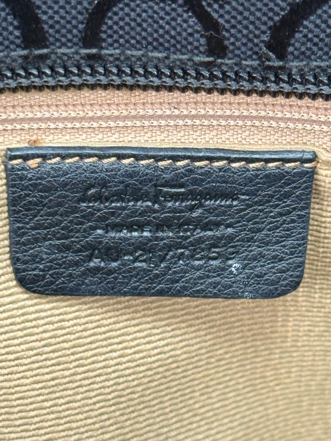  Ferragamo Gancini Jacquard Tote Bag  상품이미지7