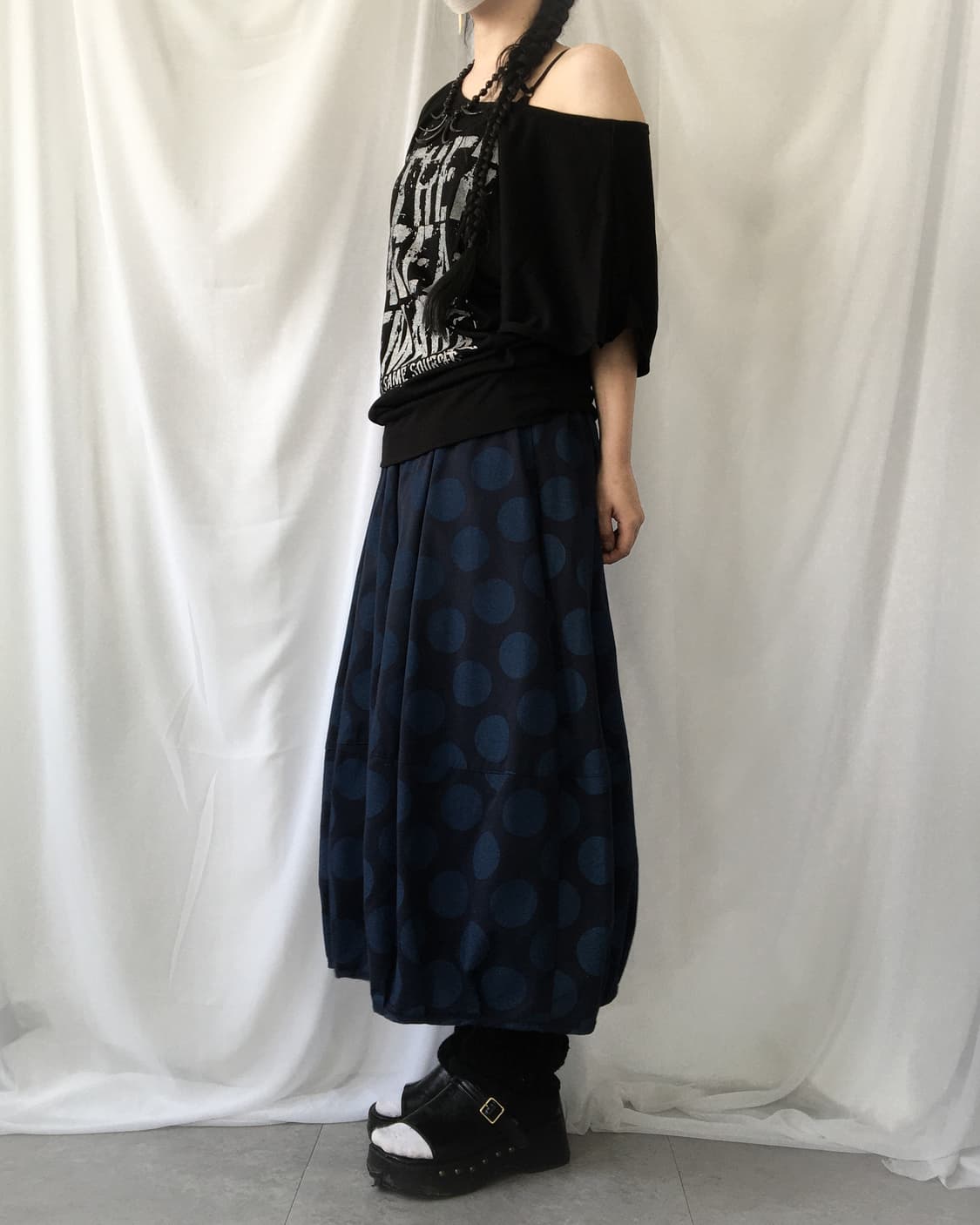 Lettering printing one shoulder t shirt 상품이미지5