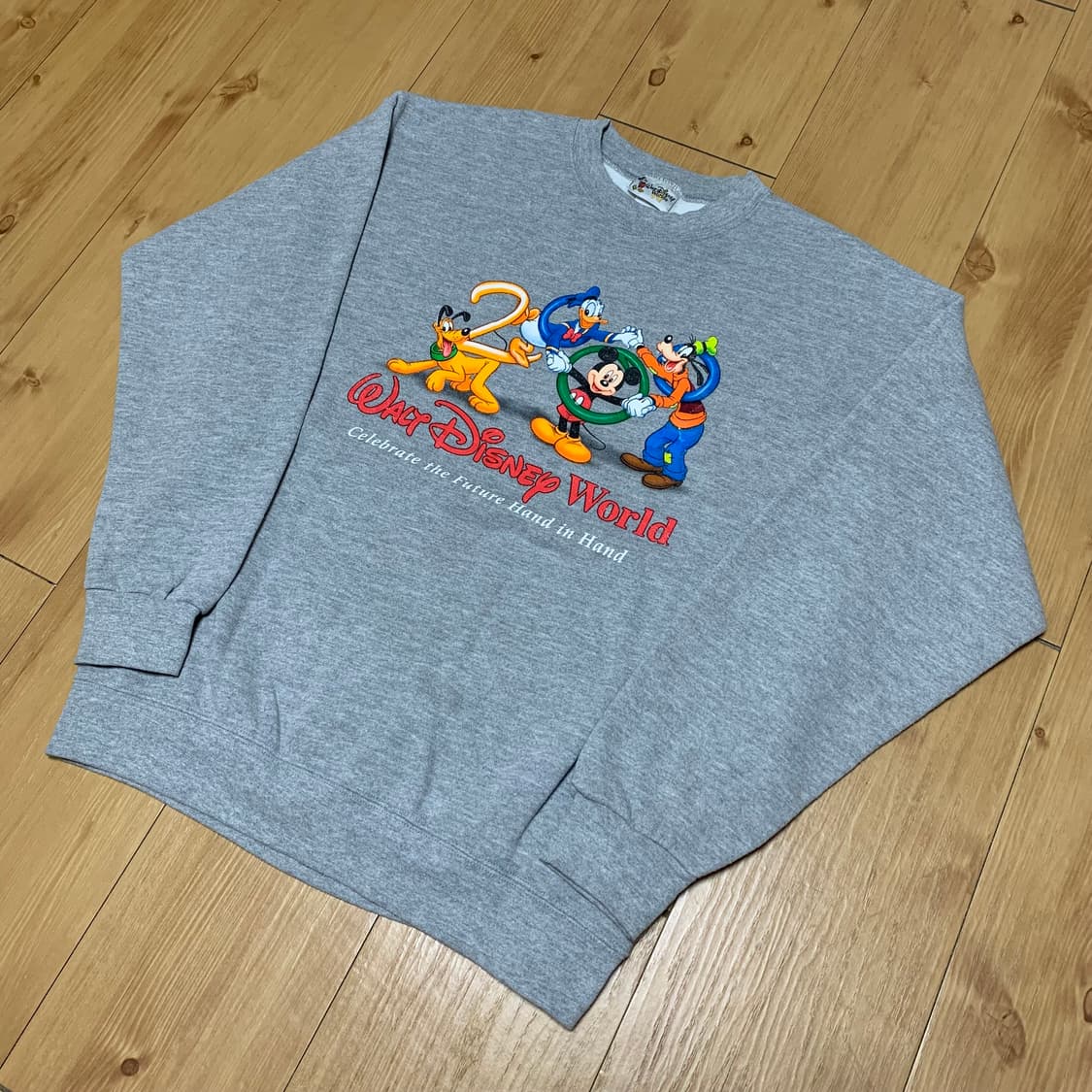 00s disney 2000 sweatshirt 상품이미지1