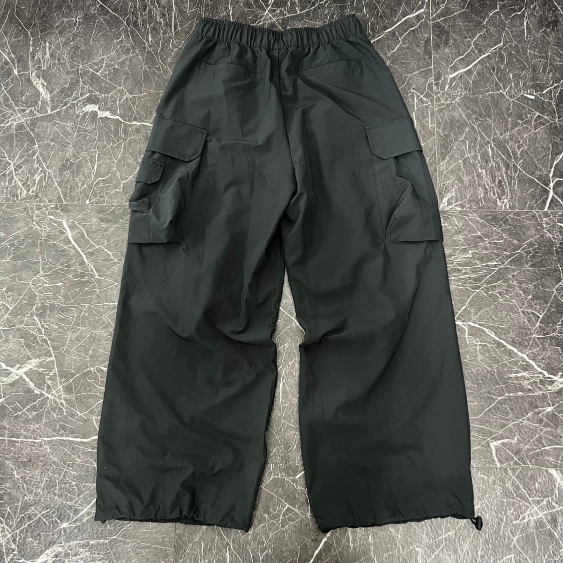 아디다스 블랙 카고 와이드 트랙 팬츠 상품이미지5