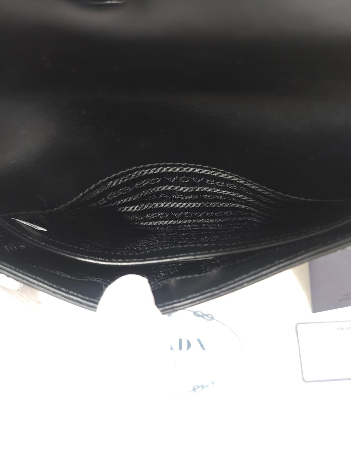 프라다 클레오 브러시드 레더 플랩 숄더백 상품이미지6