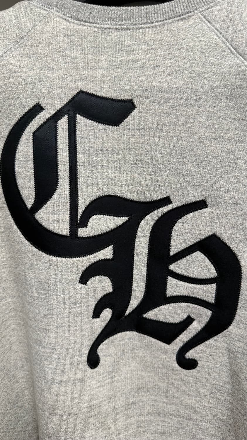 [XL] 크롬하츠 나일론 세메터리 크로스 패치백 맨투맨 그레이 상품이미지5