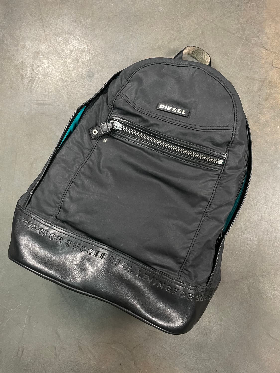 디젤 백팩 상품이미지2