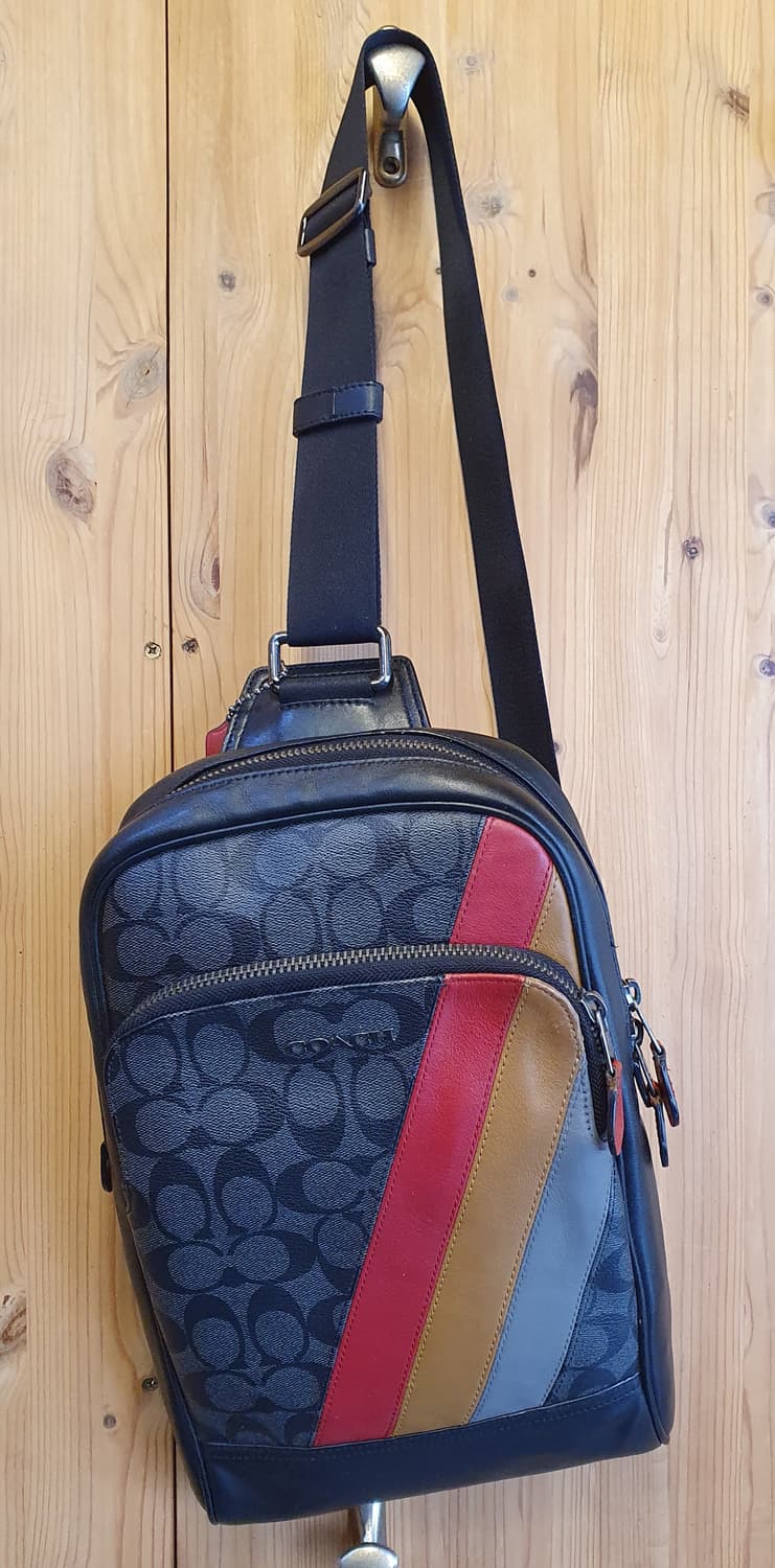 코치 레더 슬링백 상품이미지2