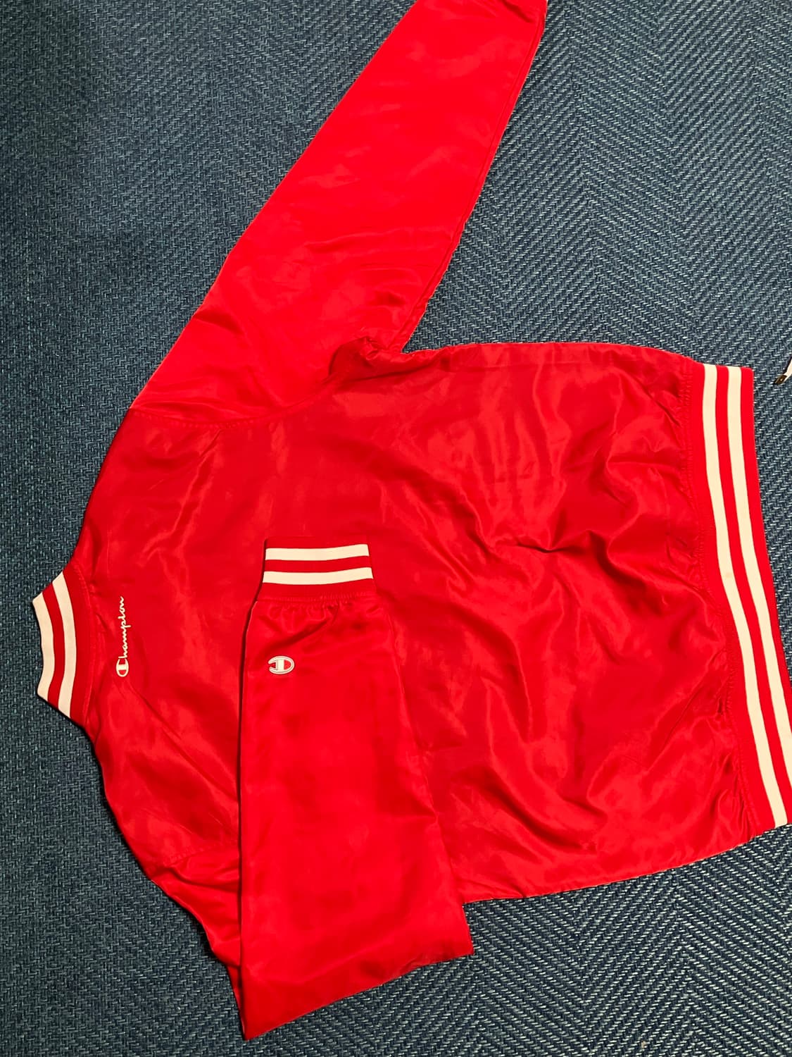 챔피온 레드 빅로고 패치 디테일 바시티 자켓 상품이미지5