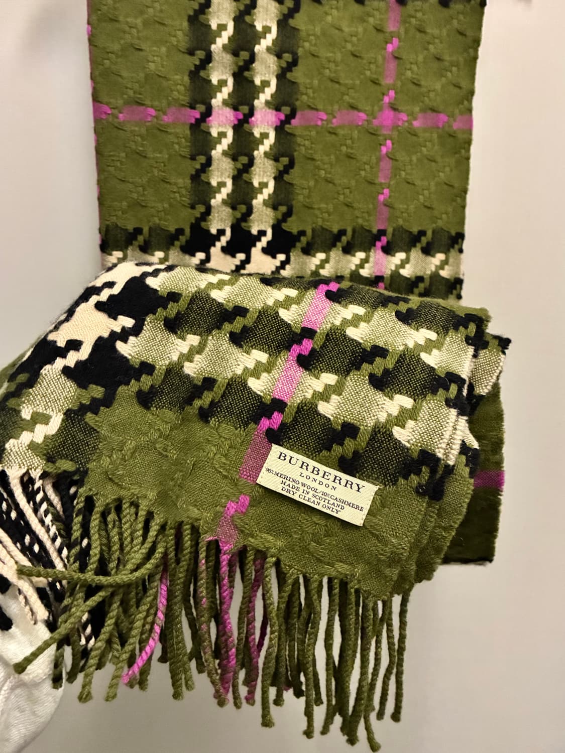 BURBERRY 버버리 하운드투스 체크 울 캐시미어 롱 머플러 목도리 상품이미지2