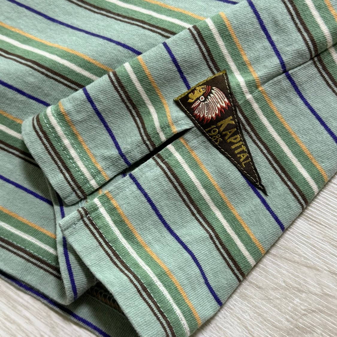 캐피탈 멀티 보더 티셔츠 상품이미지3