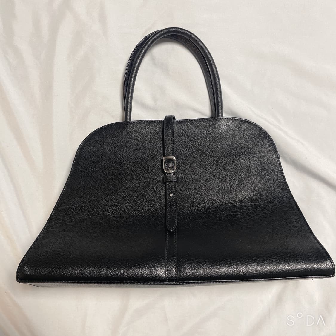 모노로우 블랑 미디움 블랙 크로스백 상품이미지1