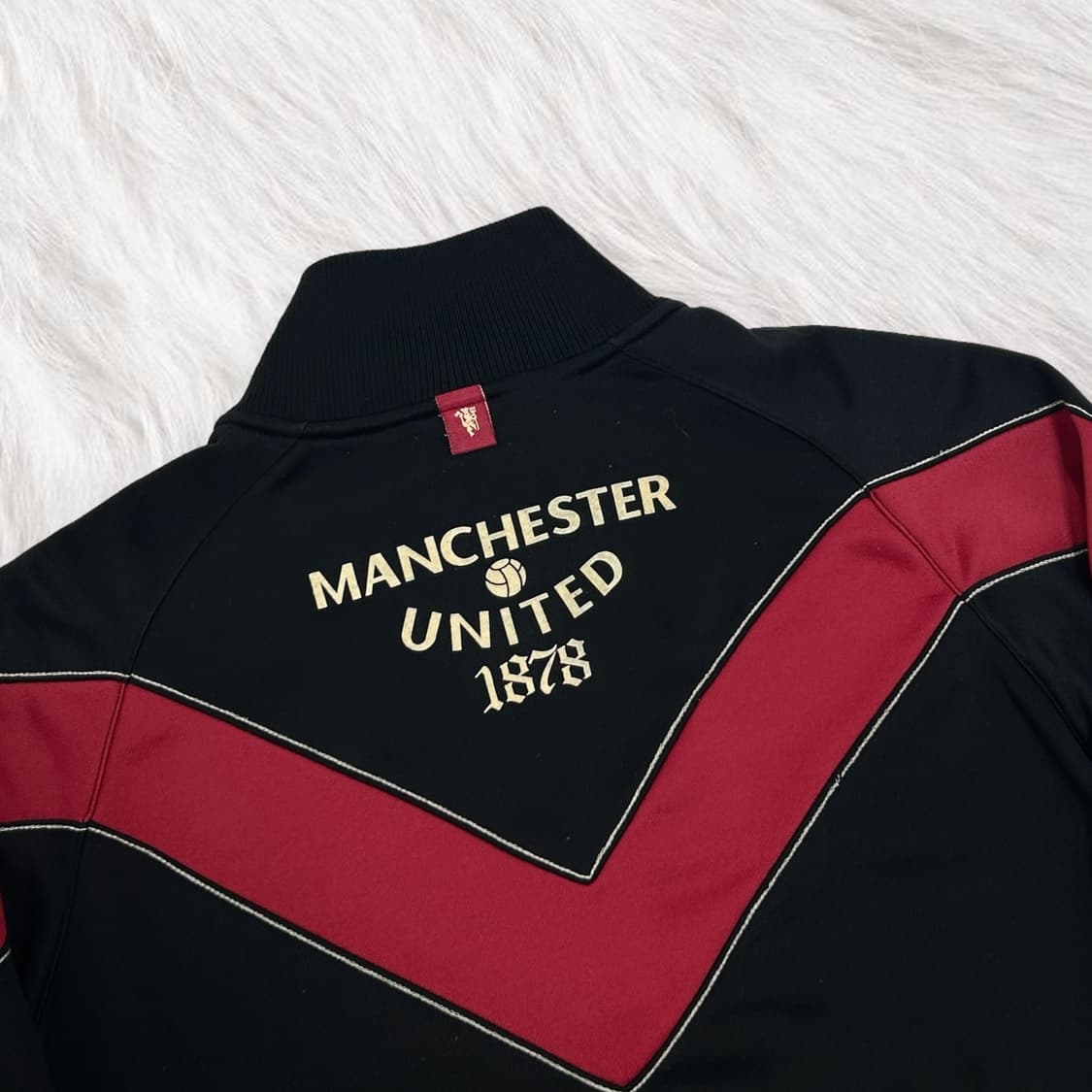 나이키 맨유 빅로고 검빨 져지 상품이미지7