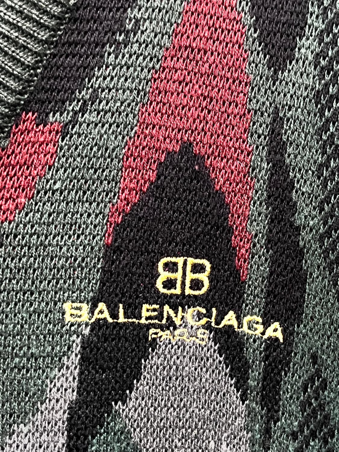 Vintage 발렌시아가 90s 패턴 브이넥 니트 95-100 상품이미지5