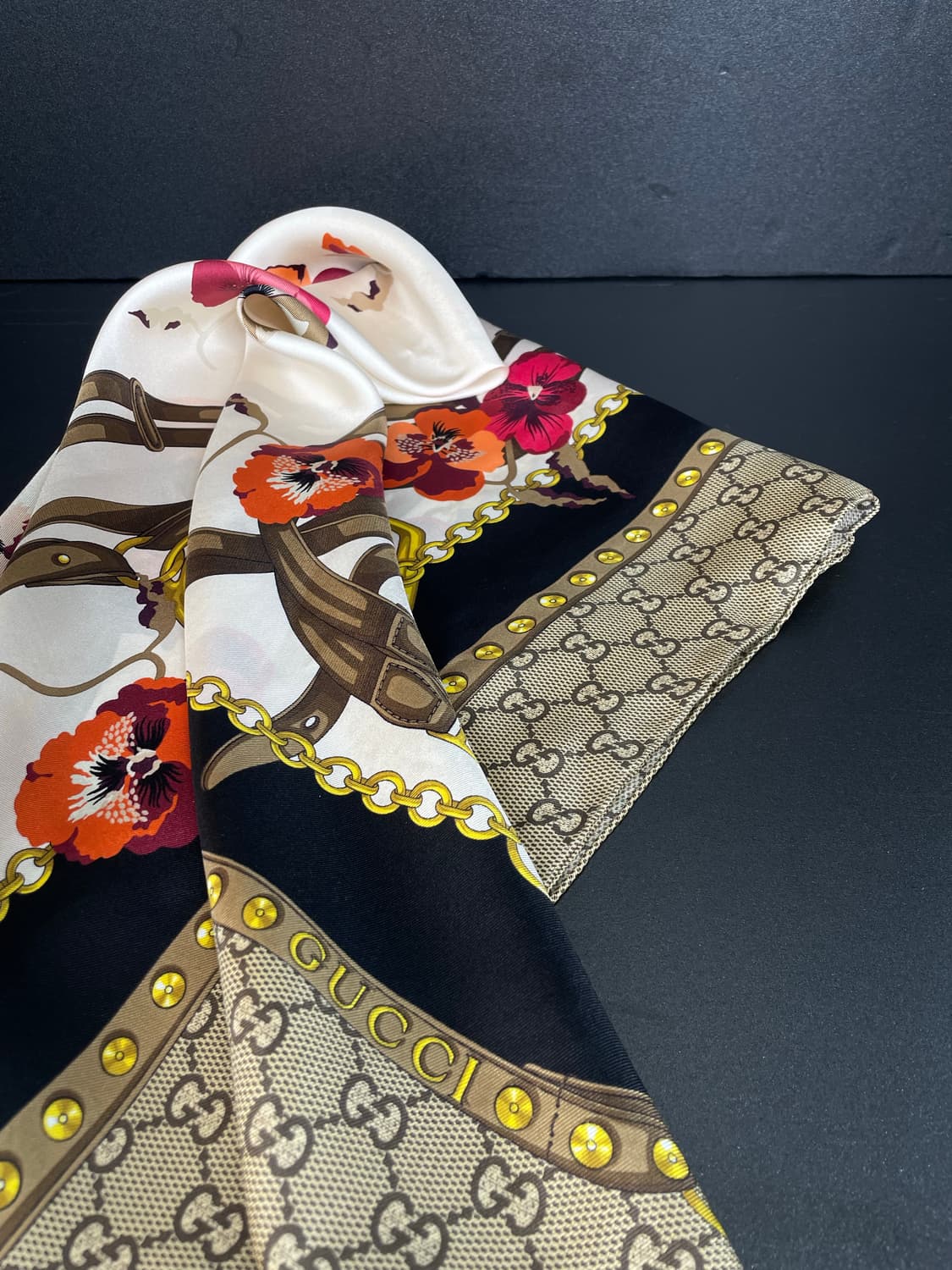 GUCCI 구찌 GG 플라워 실크 스카프 상품이미지4